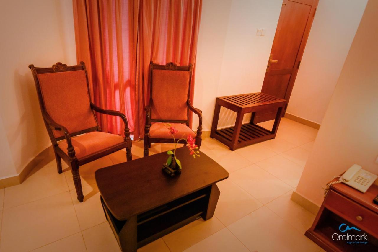 Seethawaka Regency Avissawella Exterior foto