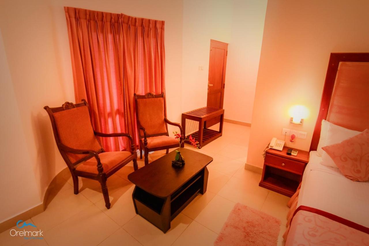 Seethawaka Regency Avissawella Exterior foto