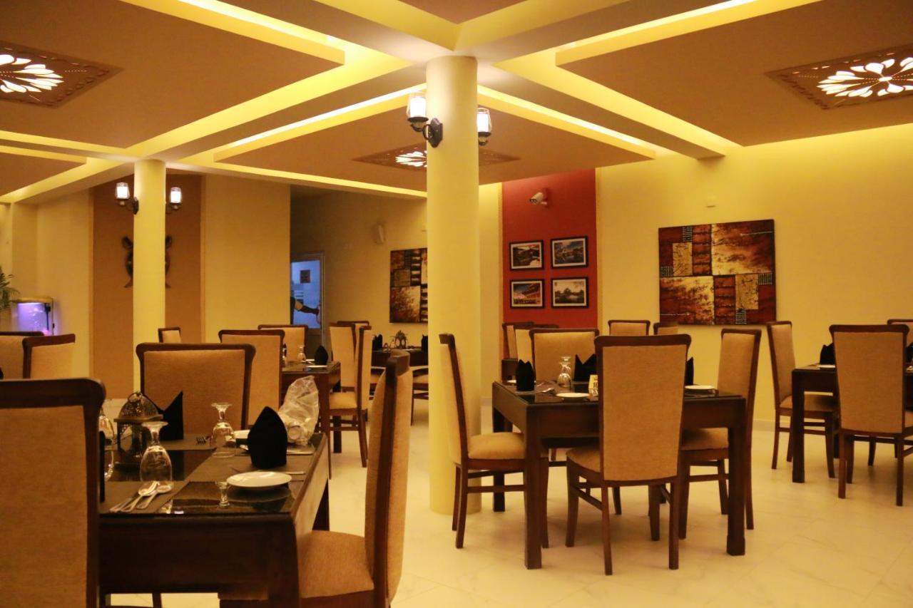Seethawaka Regency Avissawella Exterior foto