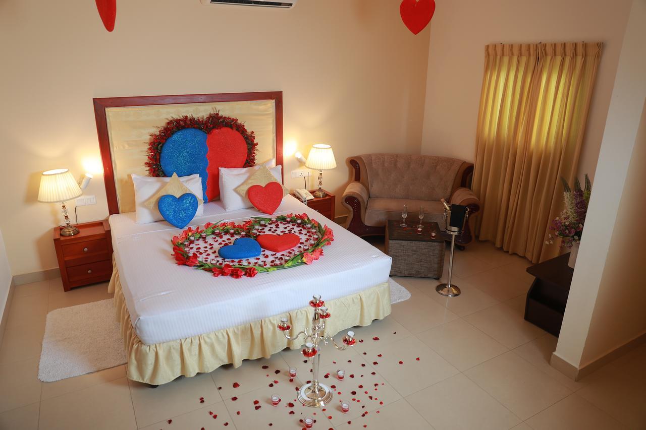 Seethawaka Regency Avissawella Exterior foto